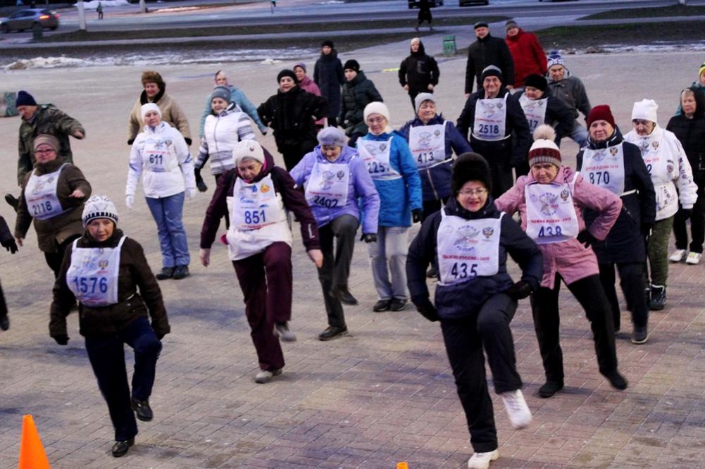 Бодрость духа. Союз сторонников ЗОЖ. Фон бодрость духа Грация и пластика. Бодрость духа Грация и пластика у ёлки. Бодрость духа и Грация картинки.